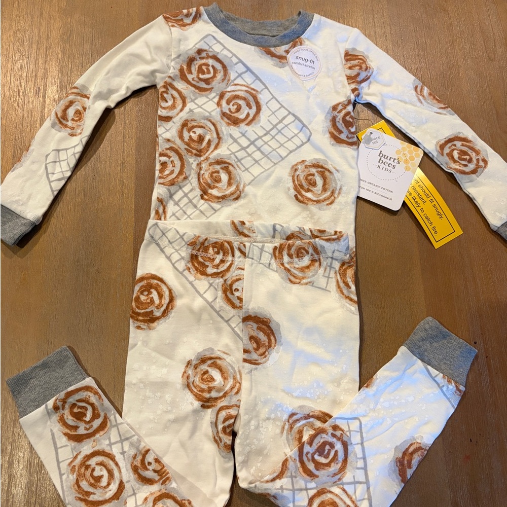 Burt's Bees Kids Pajama Set - White and Brown cinnamon bun pattern NWT